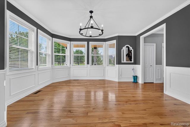 18735 Newport, Macomb, MI 48042