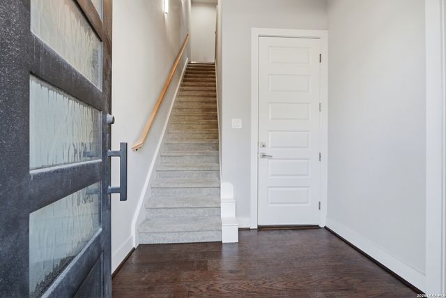 1817 N Saint Marys St Unit 102, San Antonio, TX 78212