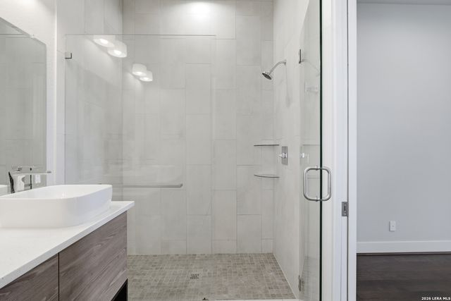 1817 N Saint Marys St Unit 102, San Antonio, TX 78212