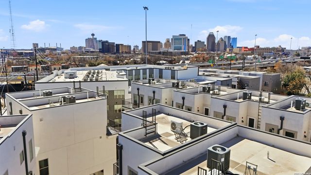 1817 N Saint Marys St Unit 102, San Antonio, TX 78212