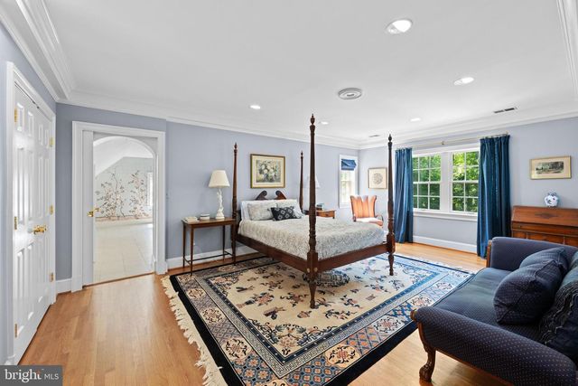 1702 KALMIA RD NW, Washington, DC 20012