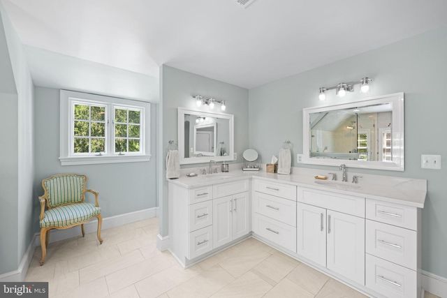 1702 KALMIA RD NW, Washington, DC 20012