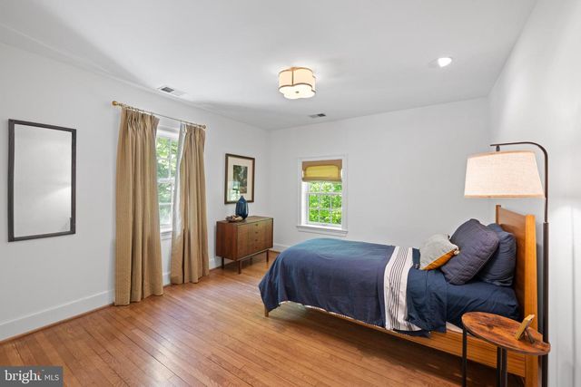 1702 KALMIA RD NW, Washington, DC 20012