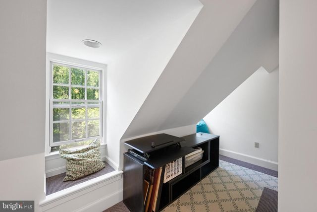 1702 KALMIA RD NW, Washington, DC 20012