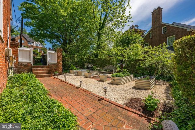 1702 KALMIA RD NW, Washington, DC 20012
