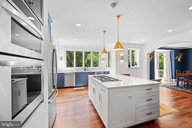 1702 KALMIA RD NW, Washington, DC 20012