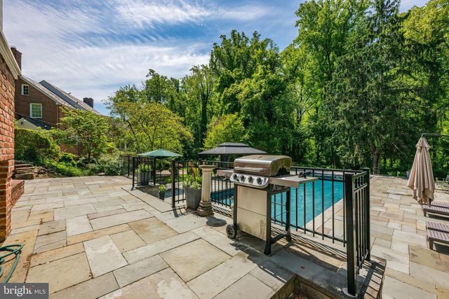 1702 KALMIA RD NW, Washington, DC 20012