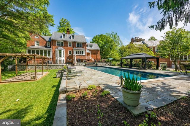 1702 KALMIA RD NW, Washington, DC 20012
