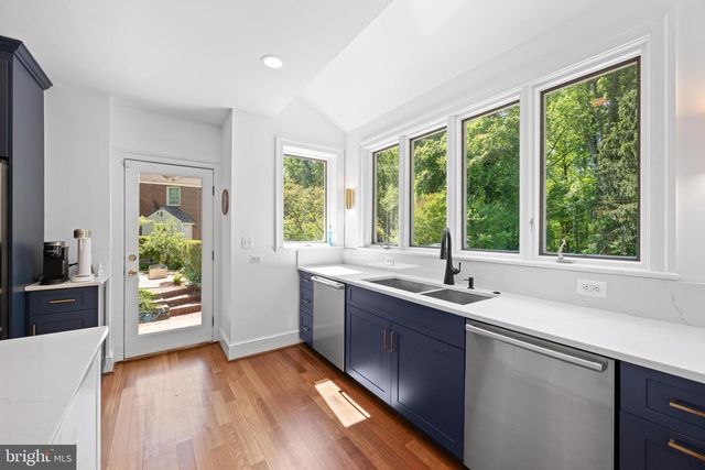 1702 KALMIA RD NW, Washington, DC 20012