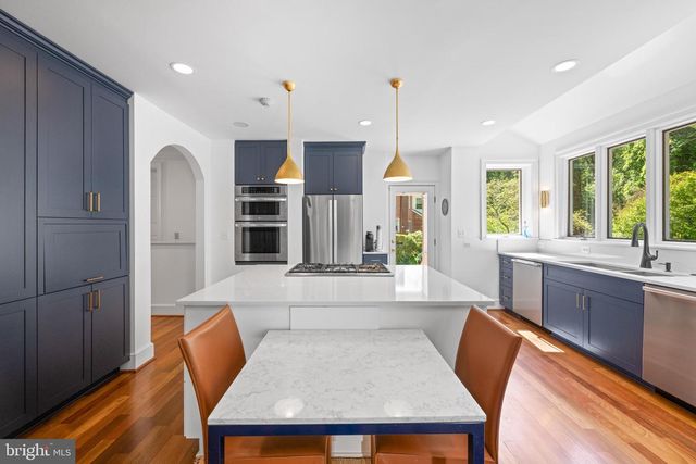 1702 KALMIA RD NW, Washington, DC 20012