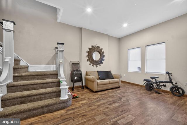 4925 N 11TH ST, Philadelphia, PA 19141