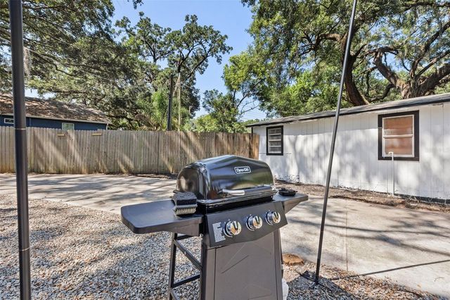 6806 N 17TH STREET, Tampa, FL 33610