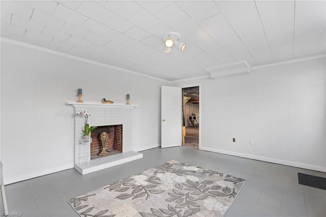 638 Bethany Court, Winston-salem, NC 27103