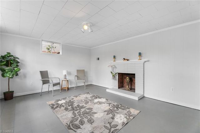 638 Bethany Court, Winston-salem, NC 27103