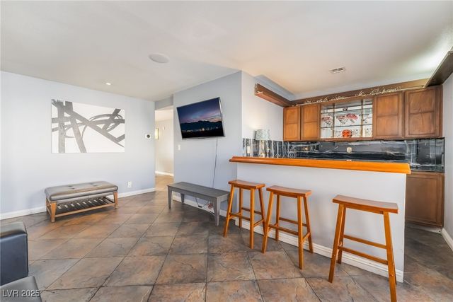 909 Cashman Drive, Las Vegas, NV 89107