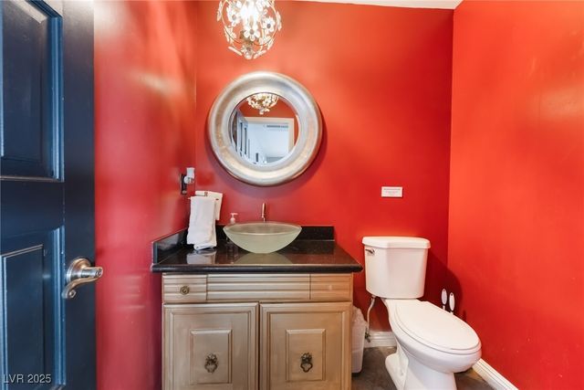 909 Cashman Drive, Las Vegas, NV 89107