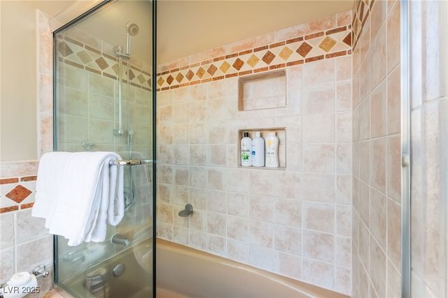 909 Cashman Drive, Las Vegas, NV 89107