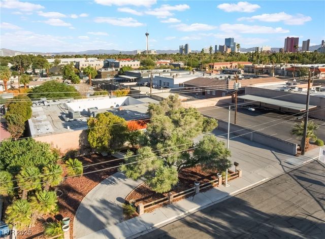 909 Cashman Drive, Las Vegas, NV 89107