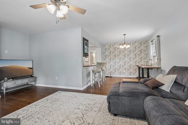 1813 FITZWATERTOWN RD, Willow Grove, PA 19090