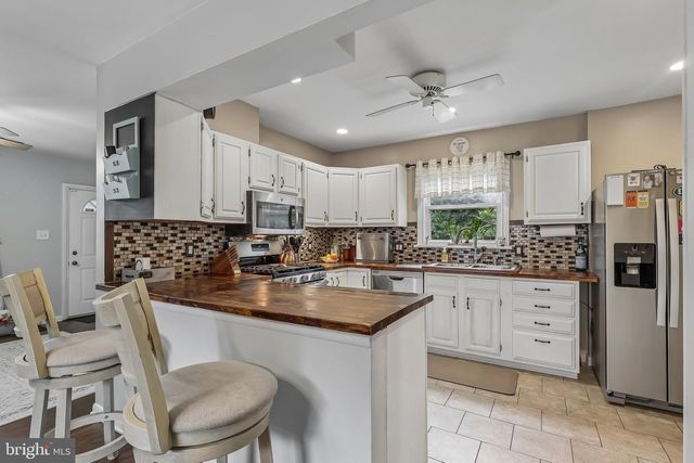 1813 FITZWATERTOWN RD, Willow Grove, PA 19090