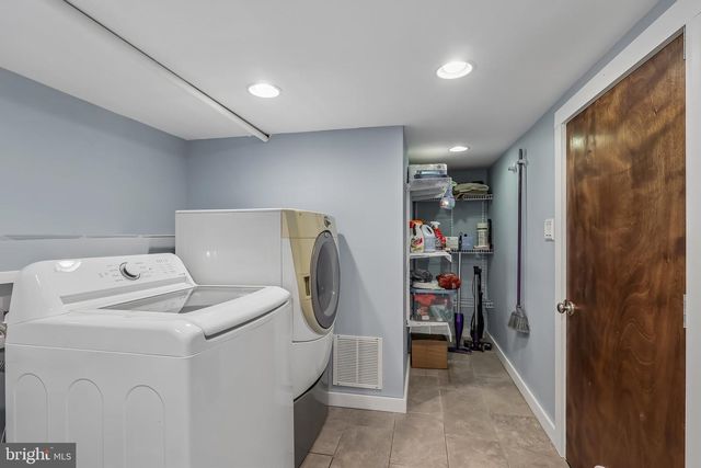 1813 FITZWATERTOWN RD, Willow Grove, PA 19090