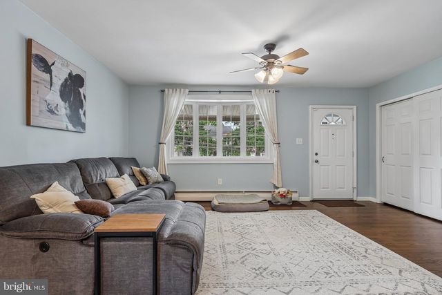 1813 FITZWATERTOWN RD, Willow Grove, PA 19090