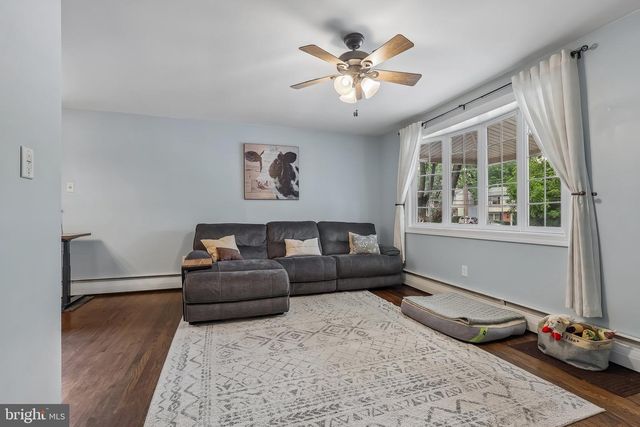 1813 FITZWATERTOWN RD, Willow Grove, PA 19090
