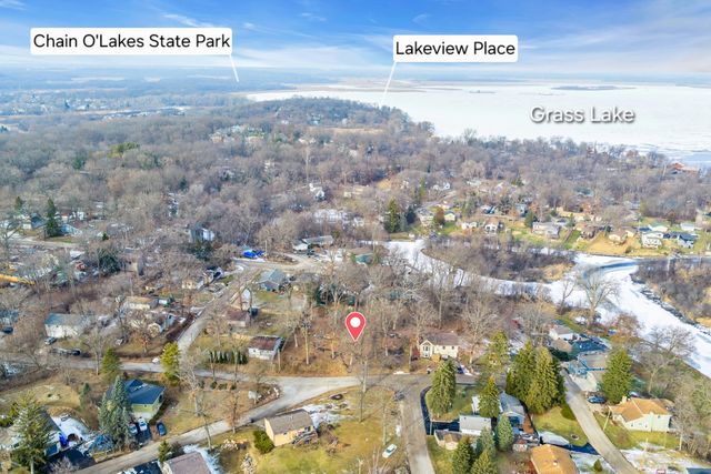 27580 W Stonegate Drive, Spring Grove, IL 60081