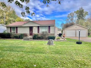 6149 Roberta Street, Burton, MI 48509