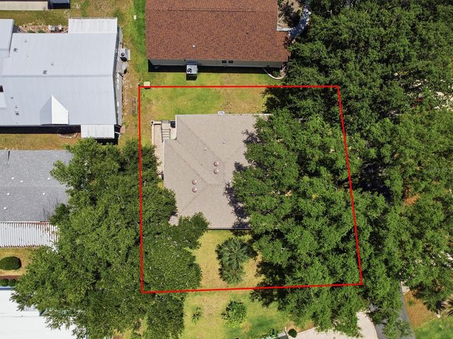 1033 ALOHA WAY, Lady Lake, FL 32159