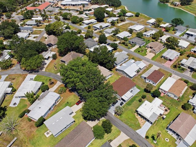 1033 ALOHA WAY, Lady Lake, FL 32159
