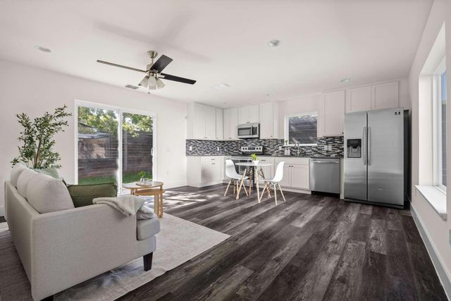 917 Vargas RD B, Austin, TX 78741