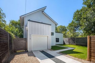 917 Vargas RD B, Austin, TX 78741