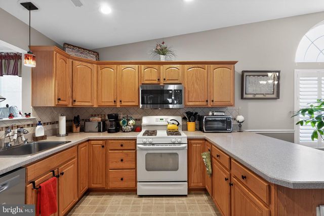 623 MONARDA TRL, Mullica Hill, NJ 08062