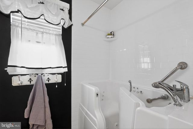 623 MONARDA TRL, Mullica Hill, NJ 08062