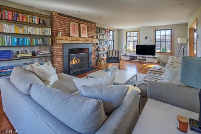 266 Province Line Road, Hopewell Twp., NJ 08558