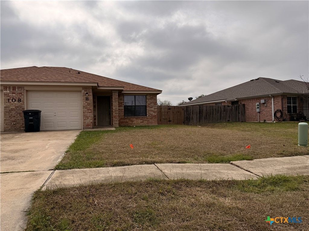 108 Castellon Court B, Killeen, TX 76542