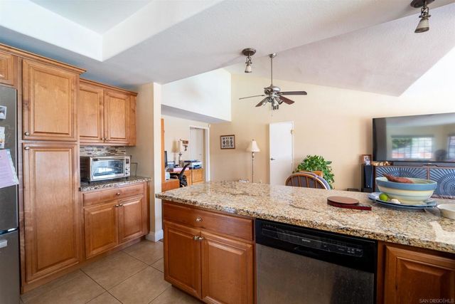 630 Myra Ave, Chula Vista, CA 91910