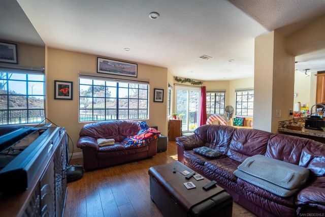 630 Myra Ave, Chula Vista, CA 91910