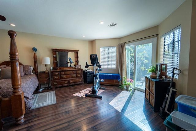630 Myra Ave, Chula Vista, CA 91910