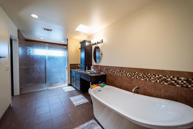 630 Myra Ave, Chula Vista, CA 91910