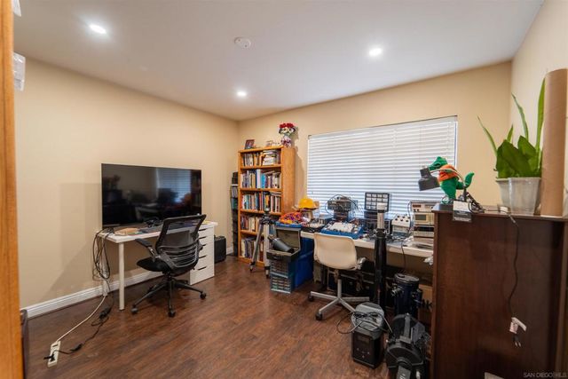 630 Myra Ave, Chula Vista, CA 91910