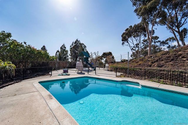 630 Myra Ave, Chula Vista, CA 91910
