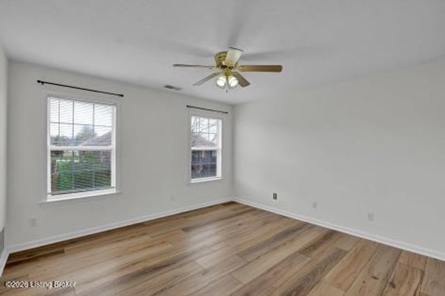 72 Lone Oak Dr, Eminence, KY 40019