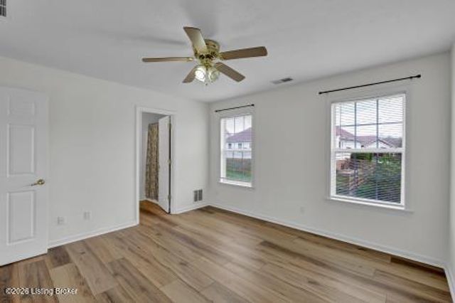 72 Lone Oak Dr, Eminence, KY 40019