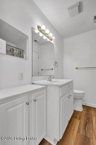 72 Lone Oak Dr, Eminence, KY 40019