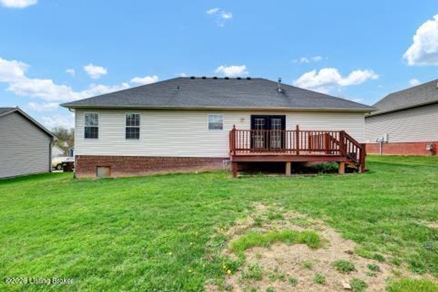 72 Lone Oak Dr, Eminence, KY 40019