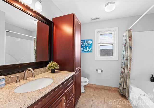 4470 Power Drive, Sherrills Ford, NC 28673