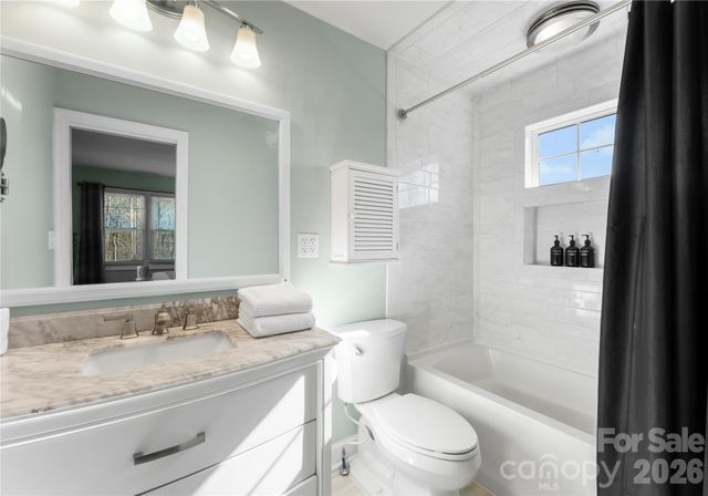 4470 Power Drive, Sherrills Ford, NC 28673