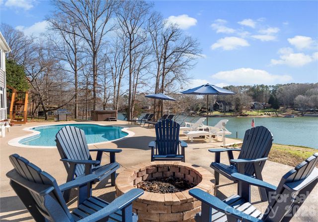 4470 Power Drive, Sherrills Ford, NC 28673